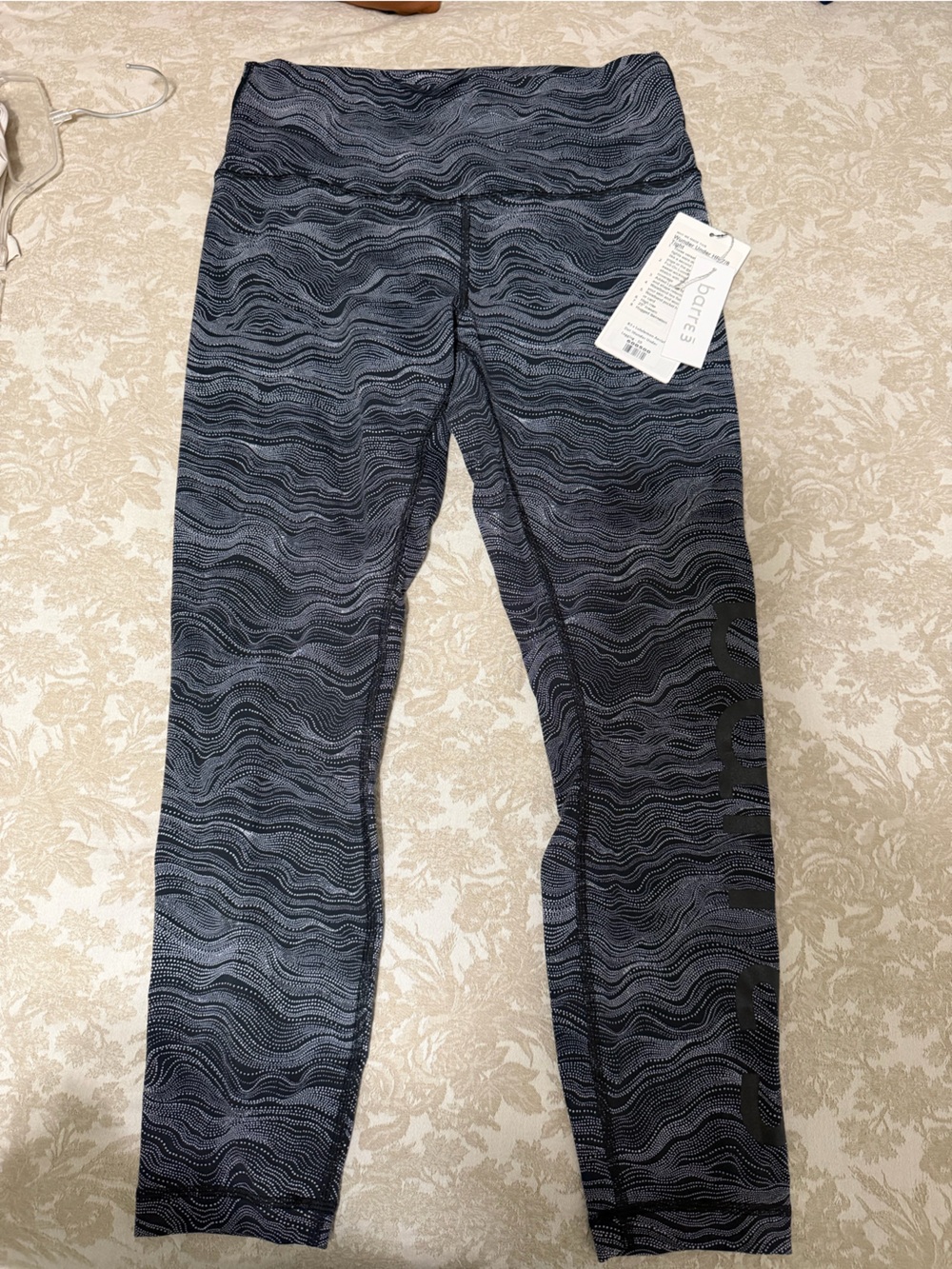 Lululemon x Barre3 Wunder Under leggings NWT